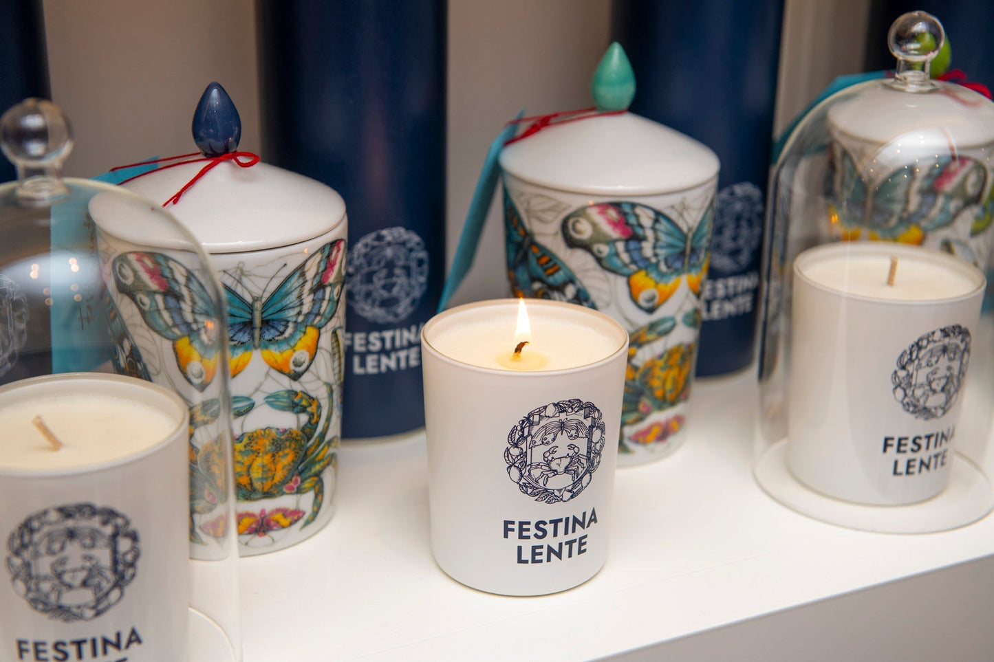 Festina Lente, Hic et Nunc Collection